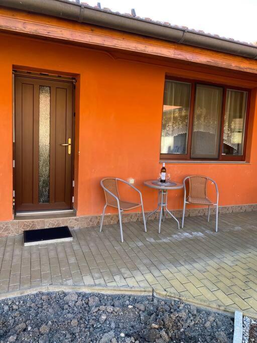 Apartment Anna Šakvice Exteriör bild